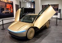 Tesla започна тестове на Cybercab без волан и педали по обществените пътища Tesla Cybercab без волан и педали по време на тестове на обществен път в Остин, Тексас