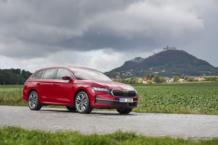 Škoda Octavia Full Hybrid 2026